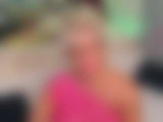 Live cam show with AnnaCoolidge - Granny Blonde Hair on CSO-WL