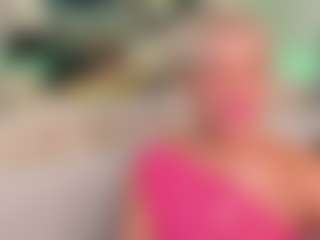 Live cam show with AnnaCoolidge - Strip Mature on justonemore.cc