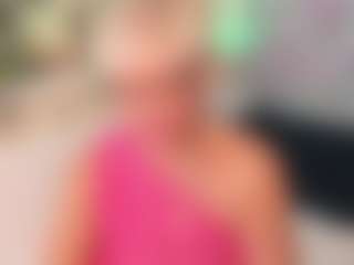 Live cam show with AnnaCoolidge - New BBW on Camsoda.co