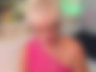 Live cam show with AnnaCoolidge - Cum Mature on Hubzter Live