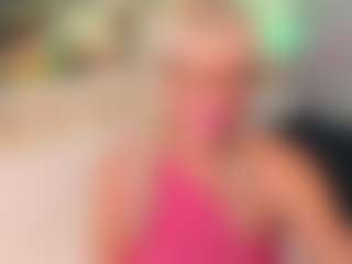 Live cam show with AnnaCoolidge - Sexy on Camsoda