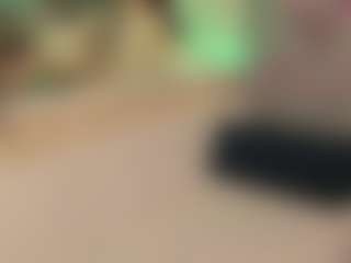 Live cam show with AnnaCoolidge - Blonde Hair MILF on StripNow