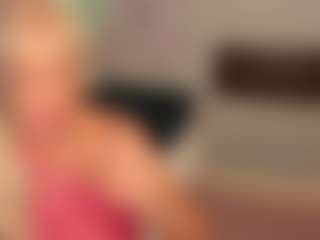 Live cam show with AnnaCoolidge - Blonde Hair MILF on fuck-show.com
