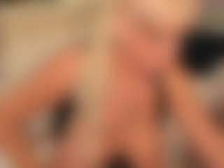 Live cam show with AnnaCoolidge - Green Eyes on slutload