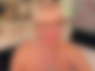 Live cam show with AnnaCoolidge - Twerk on Camsoda