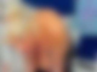 Live cam show with AnnaCoolidge - Blonde Hair MILF on nudelive.tv
