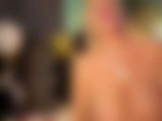 AnnaCoolidge MILF webcam performer live streaming