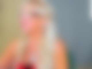 Live cam show with AnnaCoolidge - Latina Mature on fapnchat