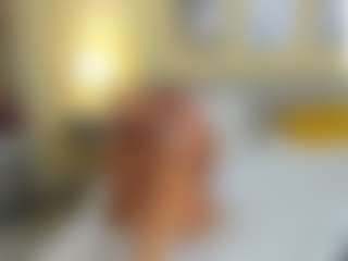 Live cam show with AnnaCoolidge - Striptease Granny on dasdasdadada.com