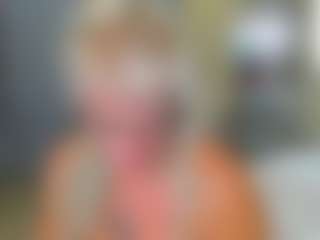 Live cam show with AnnaCoolidge - Mature on Milfs Live