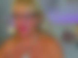 Live cam show with AnnaCoolidge - Oil on Camsoda
