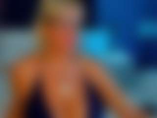 Live cam show with AnnaCoolidge - Striptease on Milfs Live