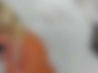 Live cam show with AnnaCoolidge - Granny Lovense on Gym Cam Girls
