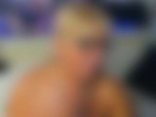 Live cam show with AnnaCoolidge - Striptease Granny on PervPlay.com