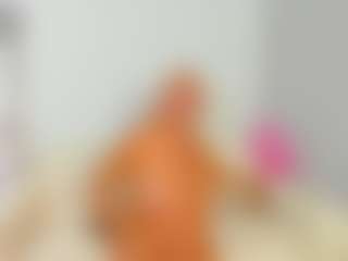 Live cam show with AnnaCoolidge - Mature on Camsoda