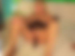 Live cam show with AnnaCoolidge - Granny Latina on xxxlivecams.org