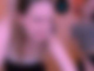 bella-sky's Live Sex Cam Show
