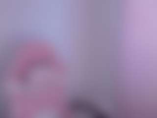 Live cam show with Brianna-Swann - Ass Bouncing on Dare Cams