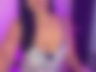 Live cam show with Brianna-Swann - Big Ass on Camsoda