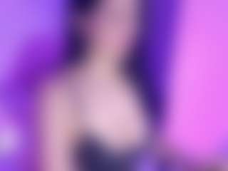 Live cam show with Brianna-Swann - Gamer Athletic on CamSextacy