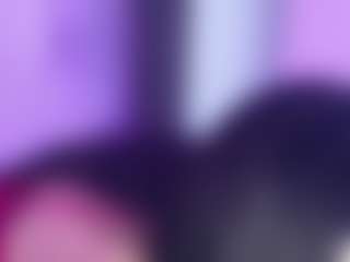 Live cam show with Brianna-Swann - Big Ass Teen (18+) on Milfs Live