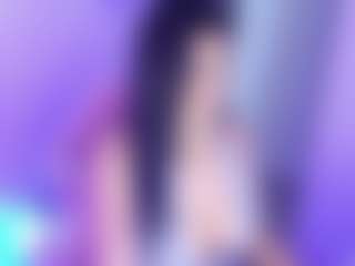 Live cam show with Brianna-Swann - Striptease on xxxlivecams.org