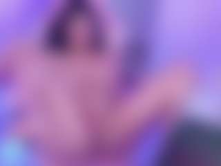 Live cam show with Brianna-Swann - BBW Shaved Pussy on Camsoda