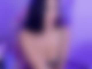 Live cam show with Brianna-Swann - Athletic Brown Eyes on alttransgirls