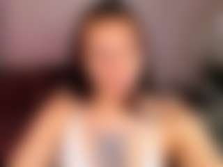 Elisa-Reev1s's Live Sex Cam Show