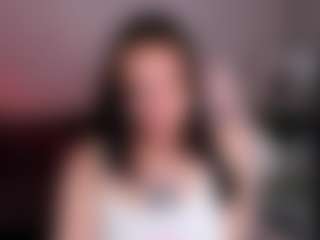 Elisa-Reev1s's Live Sex Cam Show