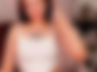 Elisa-Reev1s's Live Sex Cam Show