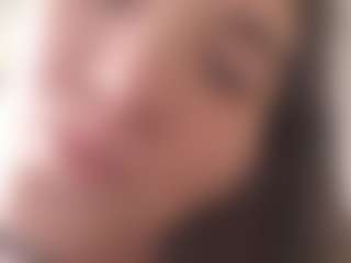 Live cam show with EllenCominotti - New White on crypto-cams | united kingdom