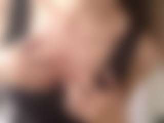 EllenCominotti's Live Sex Cam Show