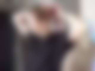 Live cam show with FrediaPolio - Smoking on Gym Cam Girls
