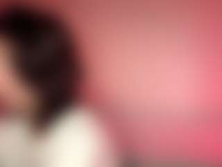 Live cam show with Lila - Facial Piercings on SpunkLive