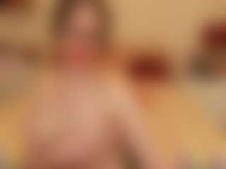 HoneylenaXS's Live Sex Cam Show