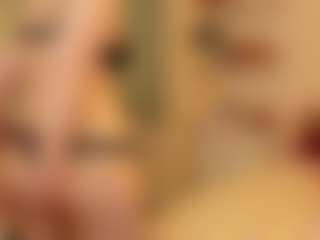 HoneylenaXS's Live Sex Cam Show