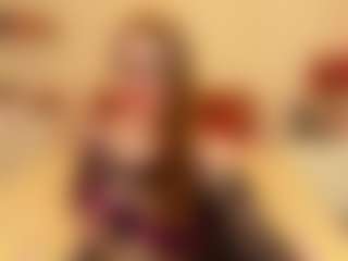 Live cam show with HoneylenaXS - Mature on CamClone