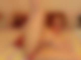 HoneylenaXS's Live Sex Cam Show
