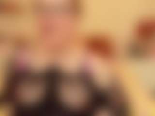 HoneylenaXS's Live Sex Cam Show