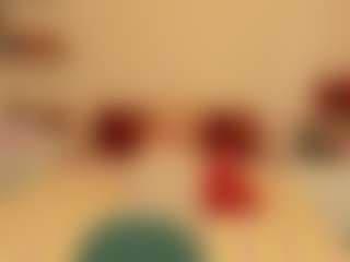 Live cam show with HoneylenaXS - MILF on Dolls Live