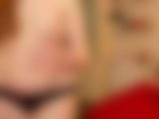Live cam show with HoneylenaXS - Middle Aged on Hubzter Live