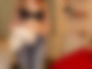 HoneylenaXS's Live Sex Cam Show