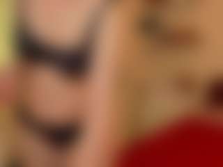 Live cam show with HoneylenaXS - Mature on Camsoda
