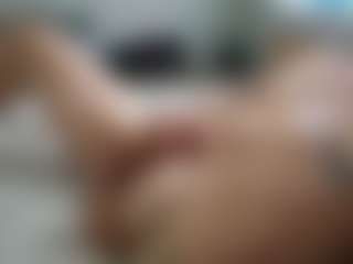 jcrowder633's Live Sex Cam Show