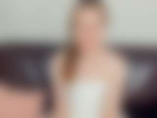 Live cam show with JoWiatrek - HD Brown Hair on Camming Site
