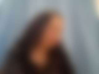Live cam show with KerriJenison - MILF Teen (18+) on CamwithHer