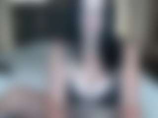 Kira-kirkros's Live Sex Cam Show