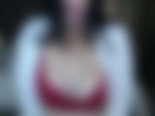 Live cam show with Kira-kirkros - Normal on Milfs Live