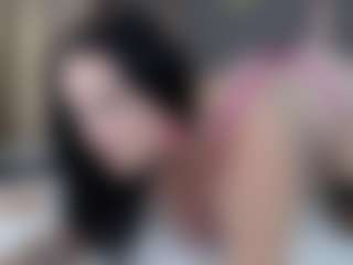 Kira-kirkros's Live Sex Cam Show